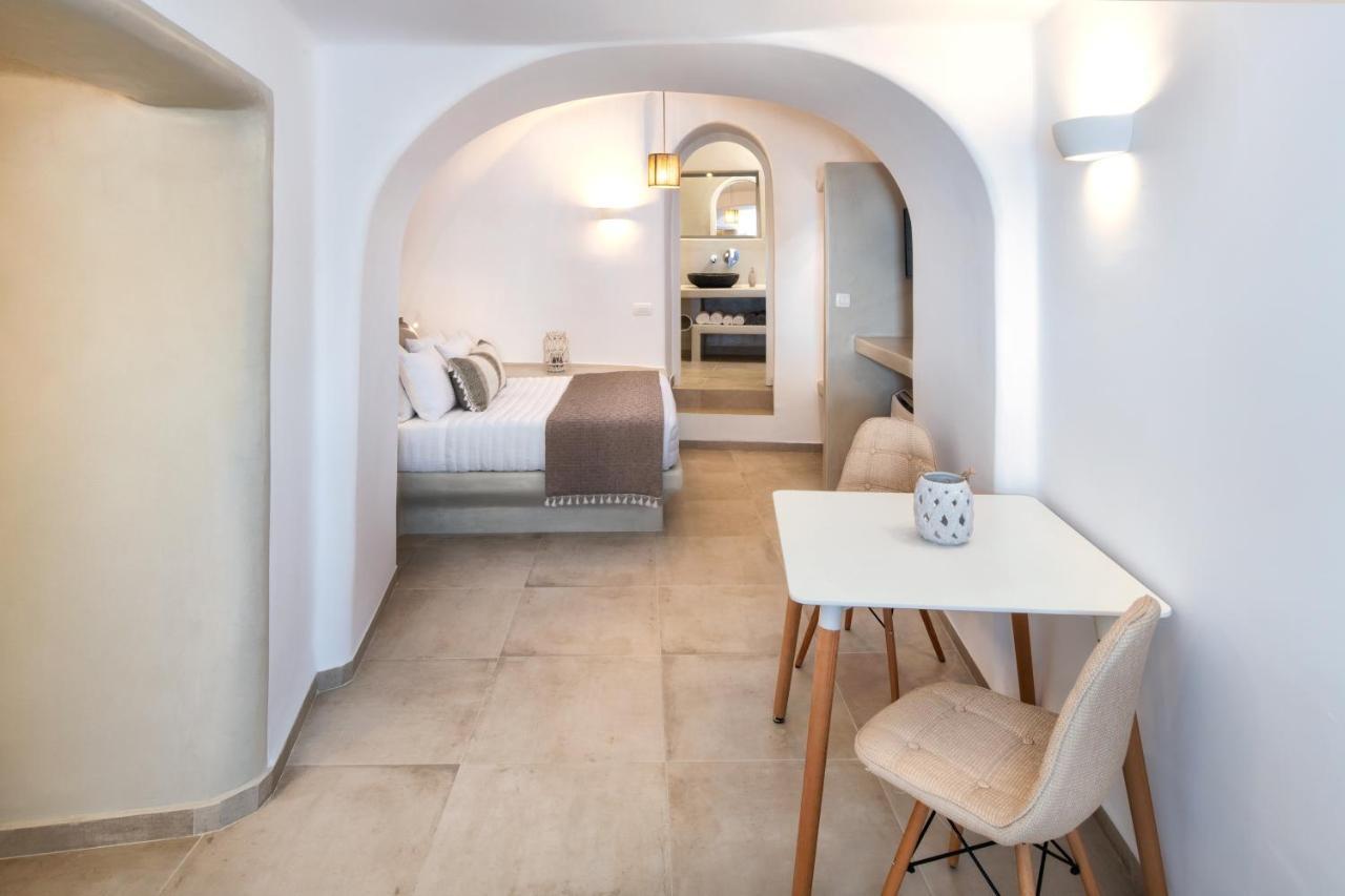 ثيرا Hill Suites المظهر الخارجي الصورة