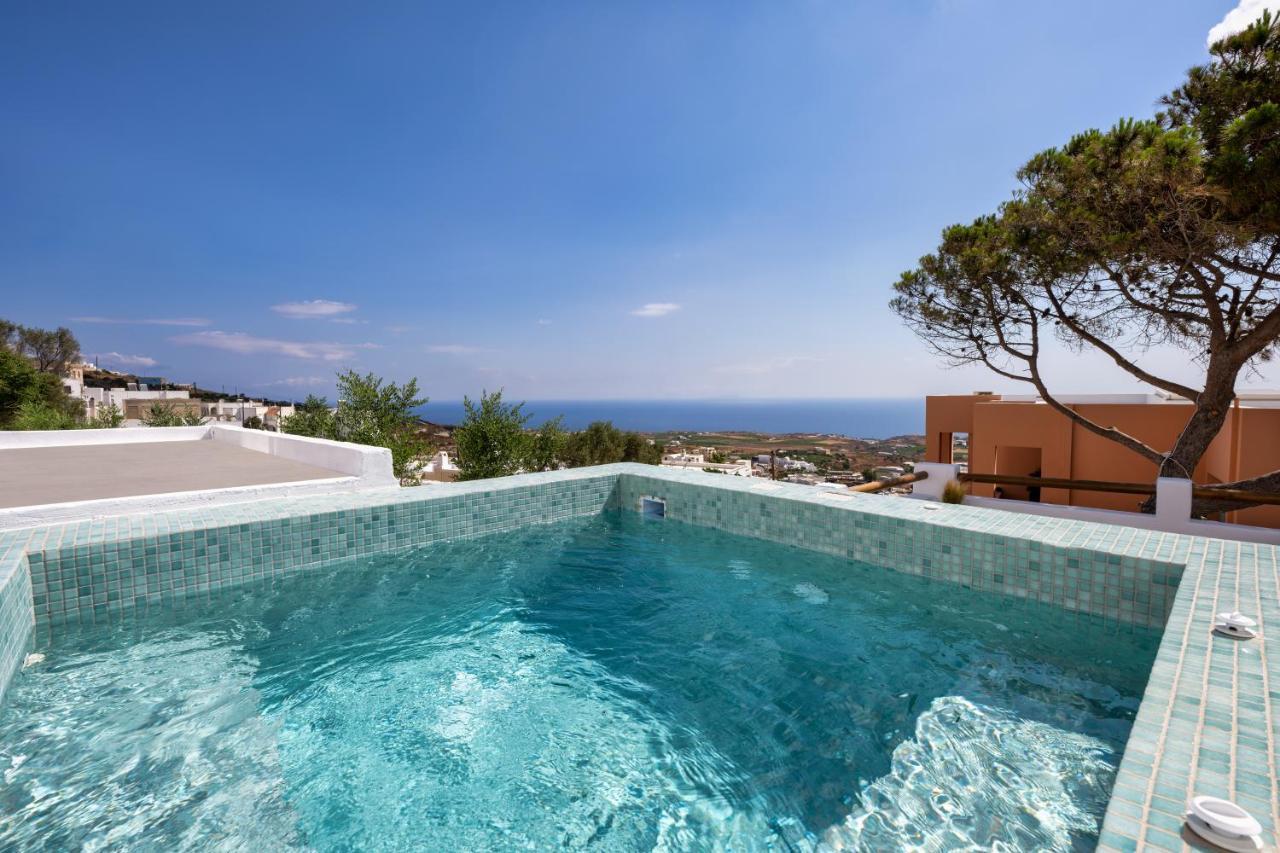 ثيرا Hill Suites المظهر الخارجي الصورة