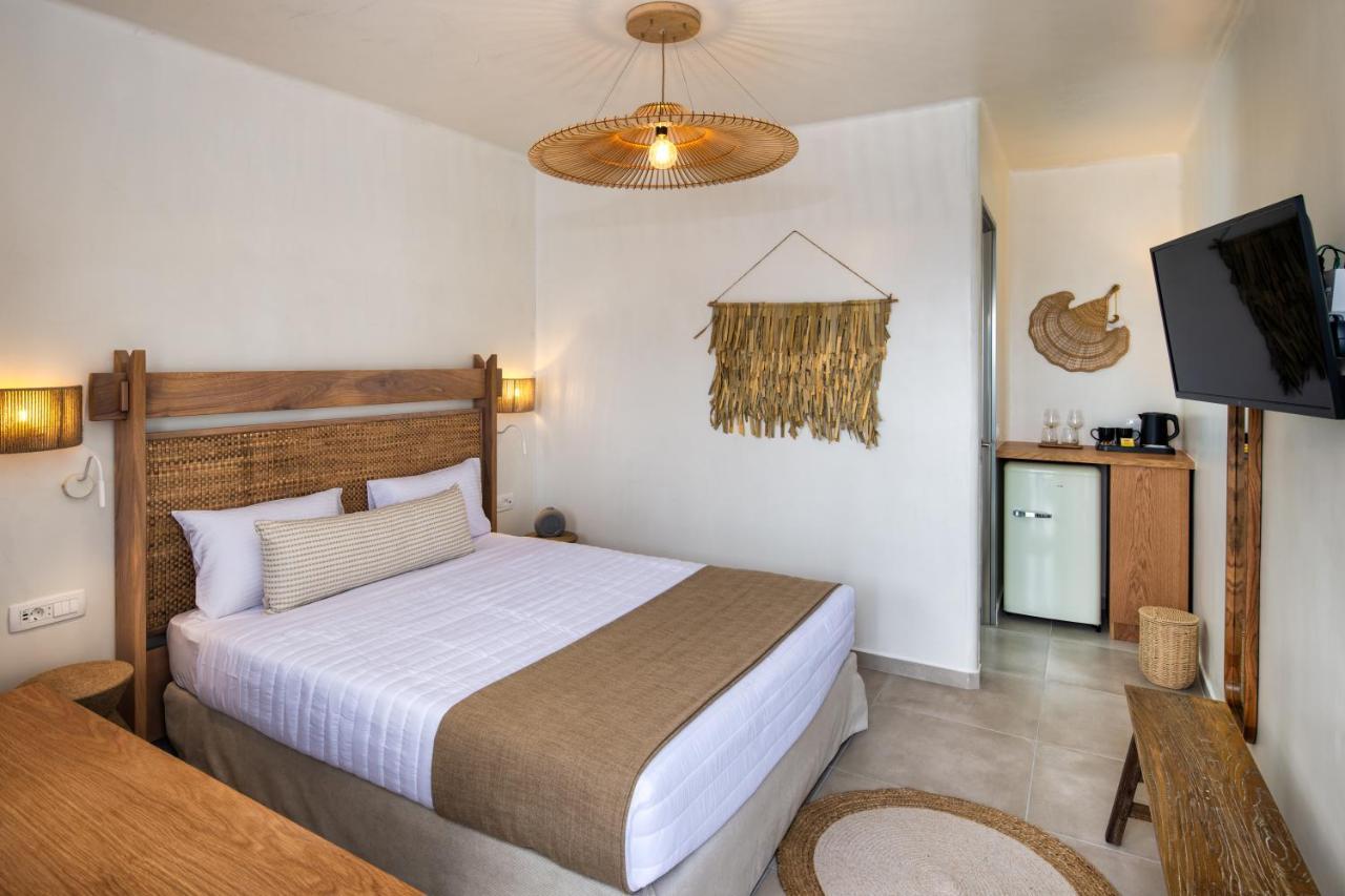 ثيرا Hill Suites المظهر الخارجي الصورة
